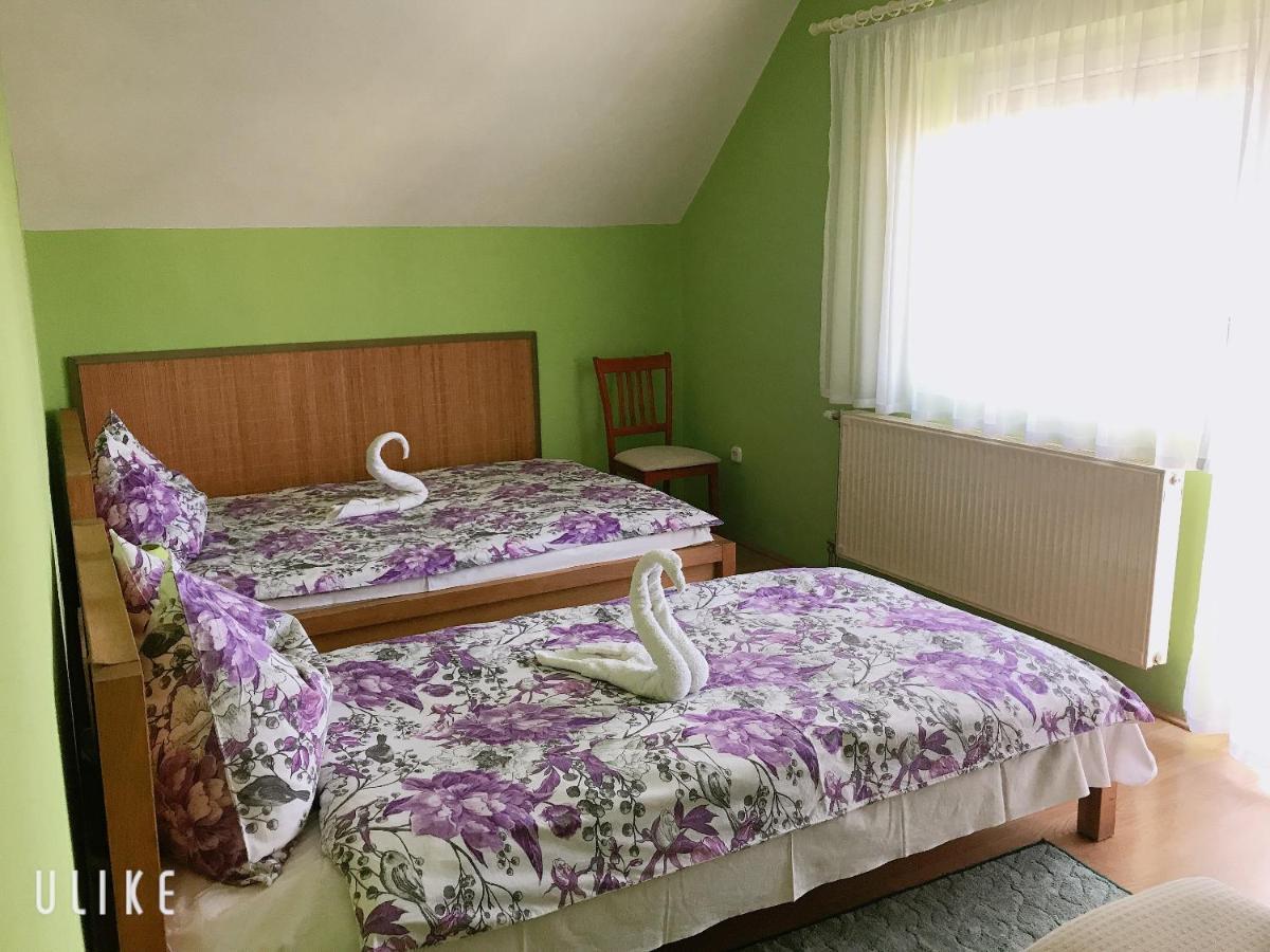 Zsuzsi Vendégház Zalaegerszeg Exterior foto